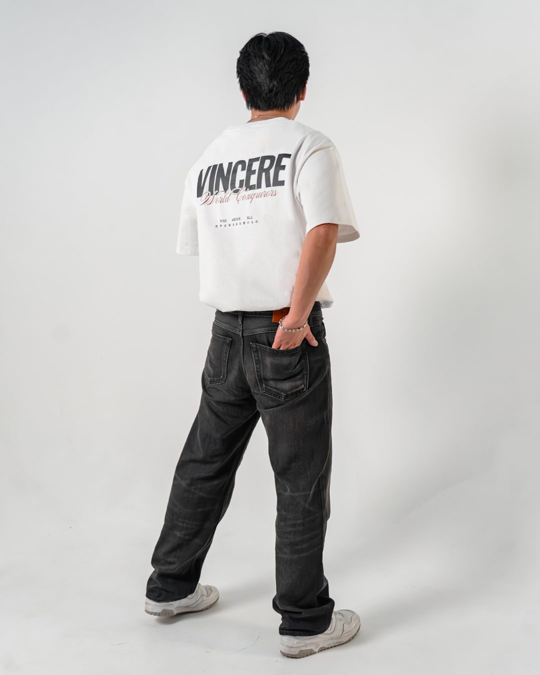 CONQUERORS TEE - WHITE